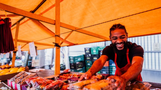 Revolutionizing Food Access: Fresh Alternatives to Traditional Grocery Shopping